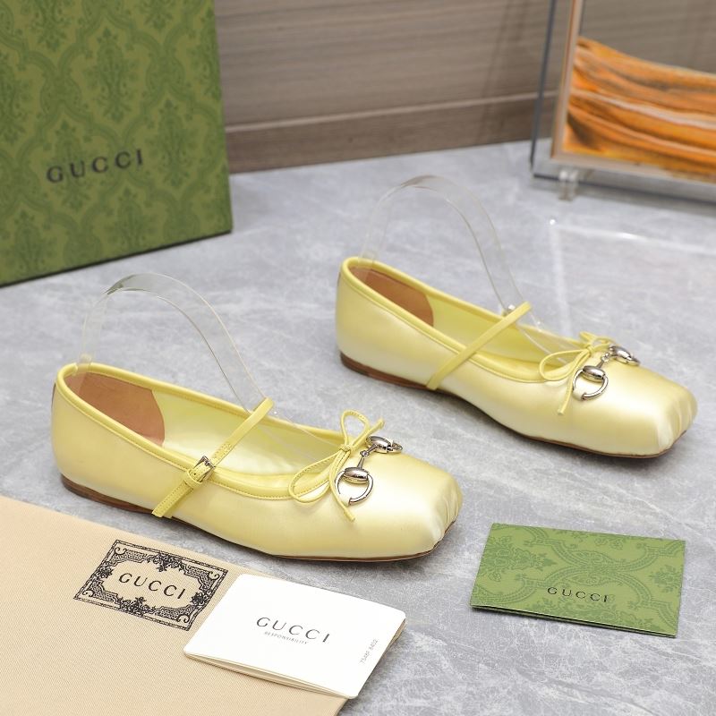 Gucci Flat Shoes